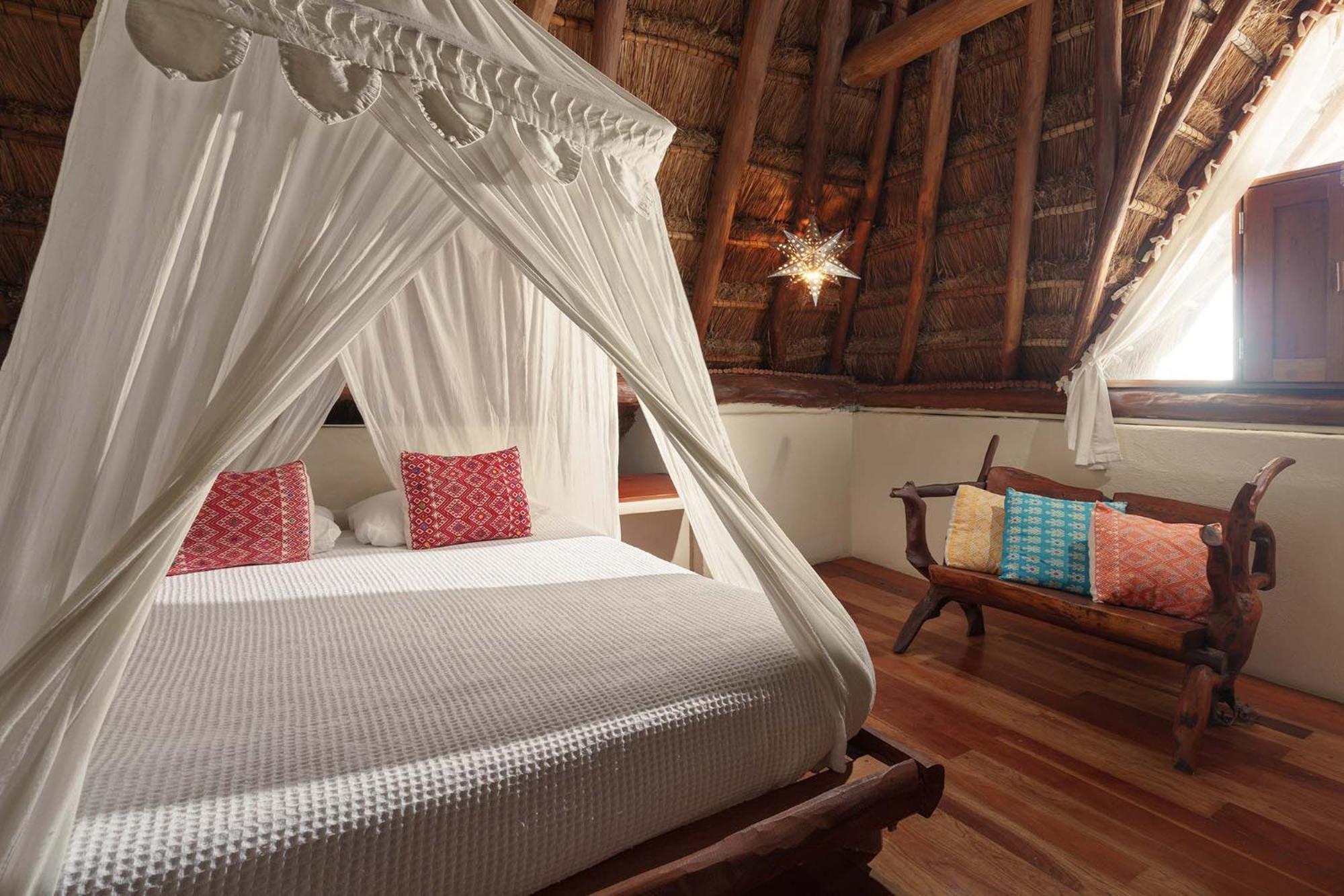 Готель Exe El Pueblito Isla Holbox Екстер'єр фото