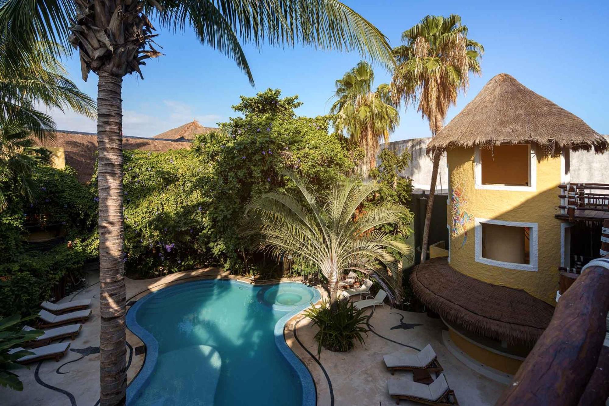Готель Exe El Pueblito Isla Holbox Екстер'єр фото