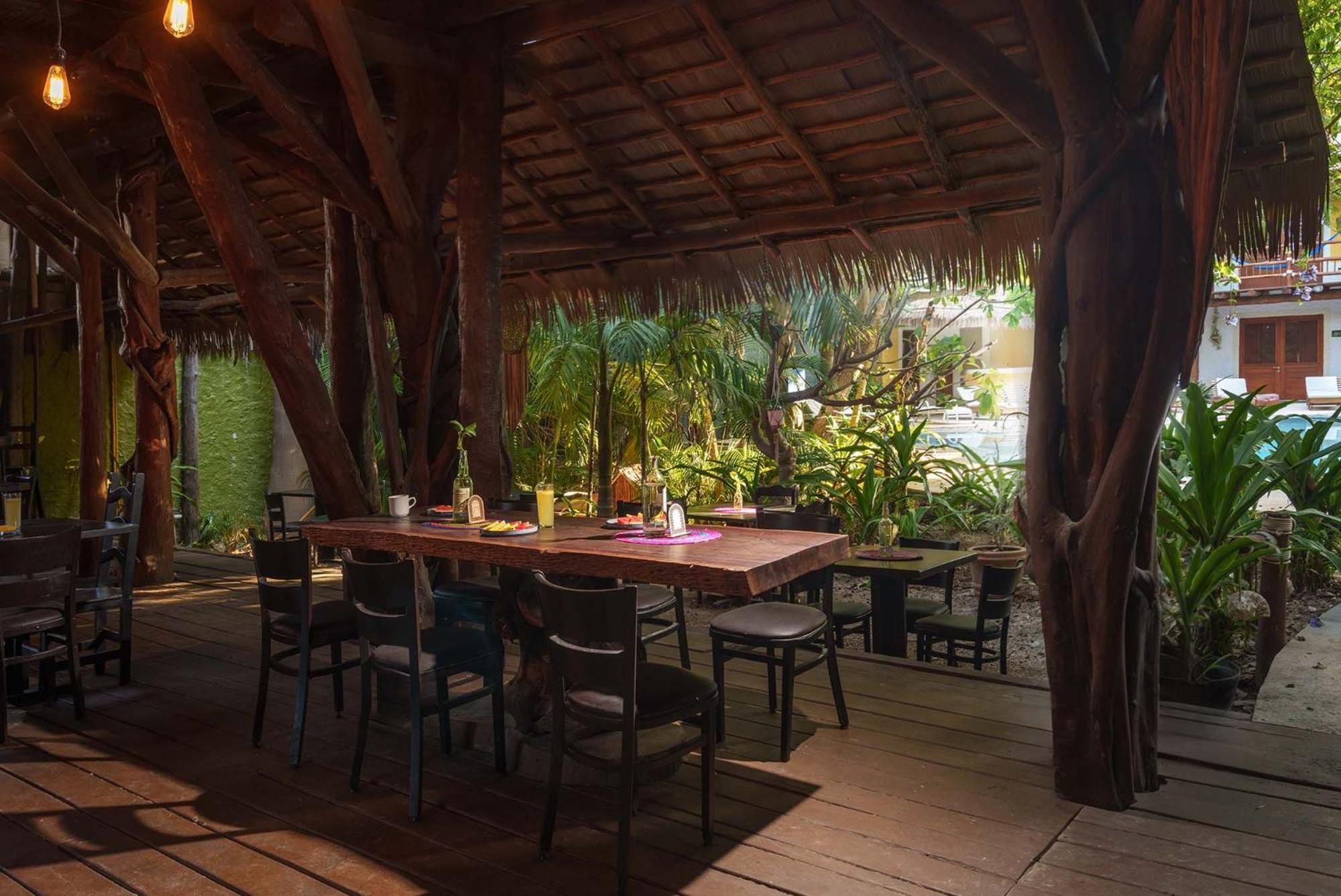 Готель Exe El Pueblito Isla Holbox Екстер'єр фото